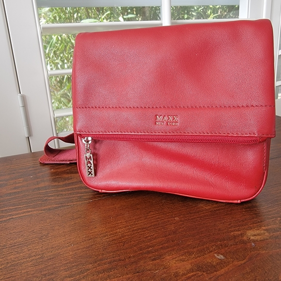 Maxx New York Red Women's Bag - Picture 2 of 10